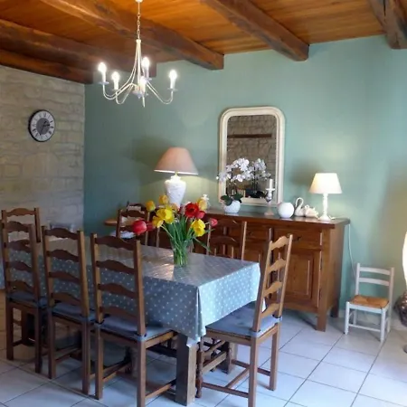 Familial Avec Terrasse, Garage Et Jardin Clos A - Fr-1-611-35 بيت للعطل
